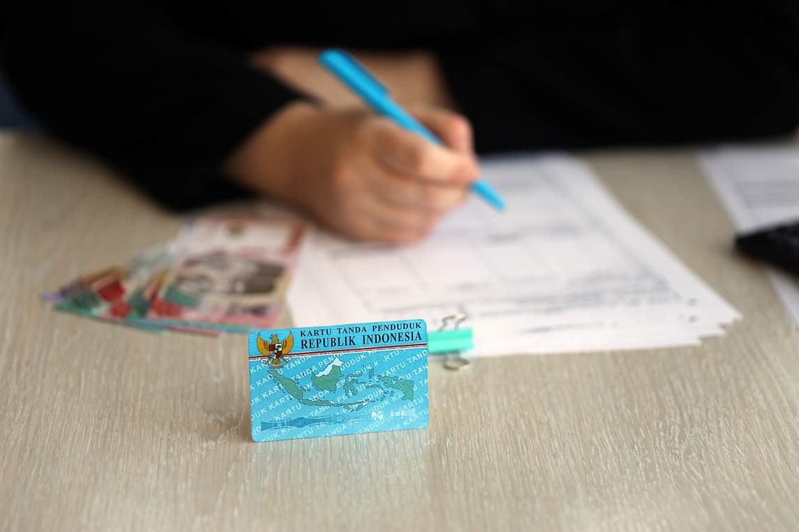 Personalausweis übersetzen lassen